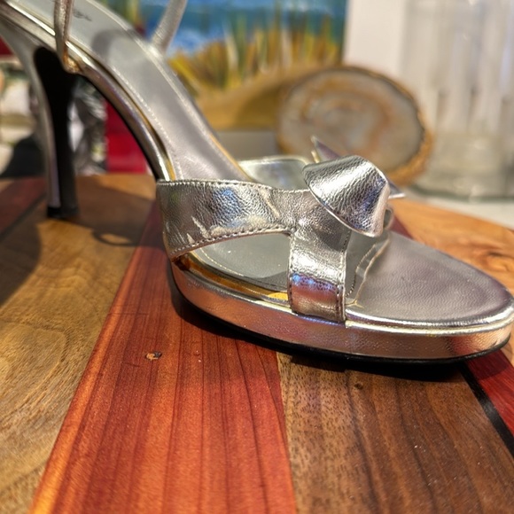2 for $20 Silver heels with gorgeous, rhinestones and bow accent on the toe - Picture 12 of 12